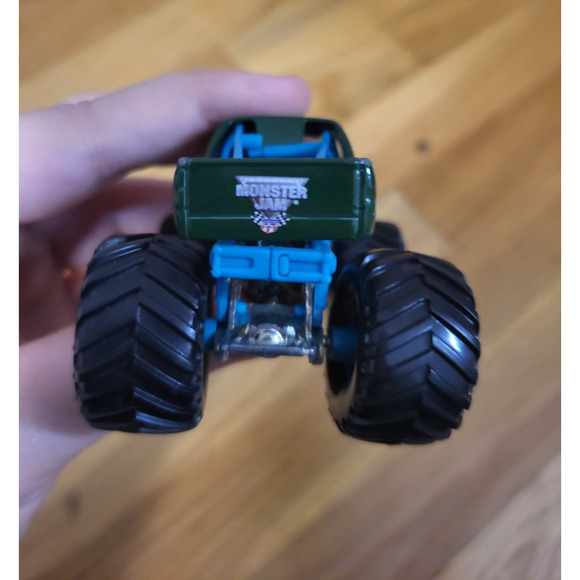 Hot Wheels Monster Jam Avenger Monster Truck Green Blue Chassis Flames Loose - Picture 8 of 9